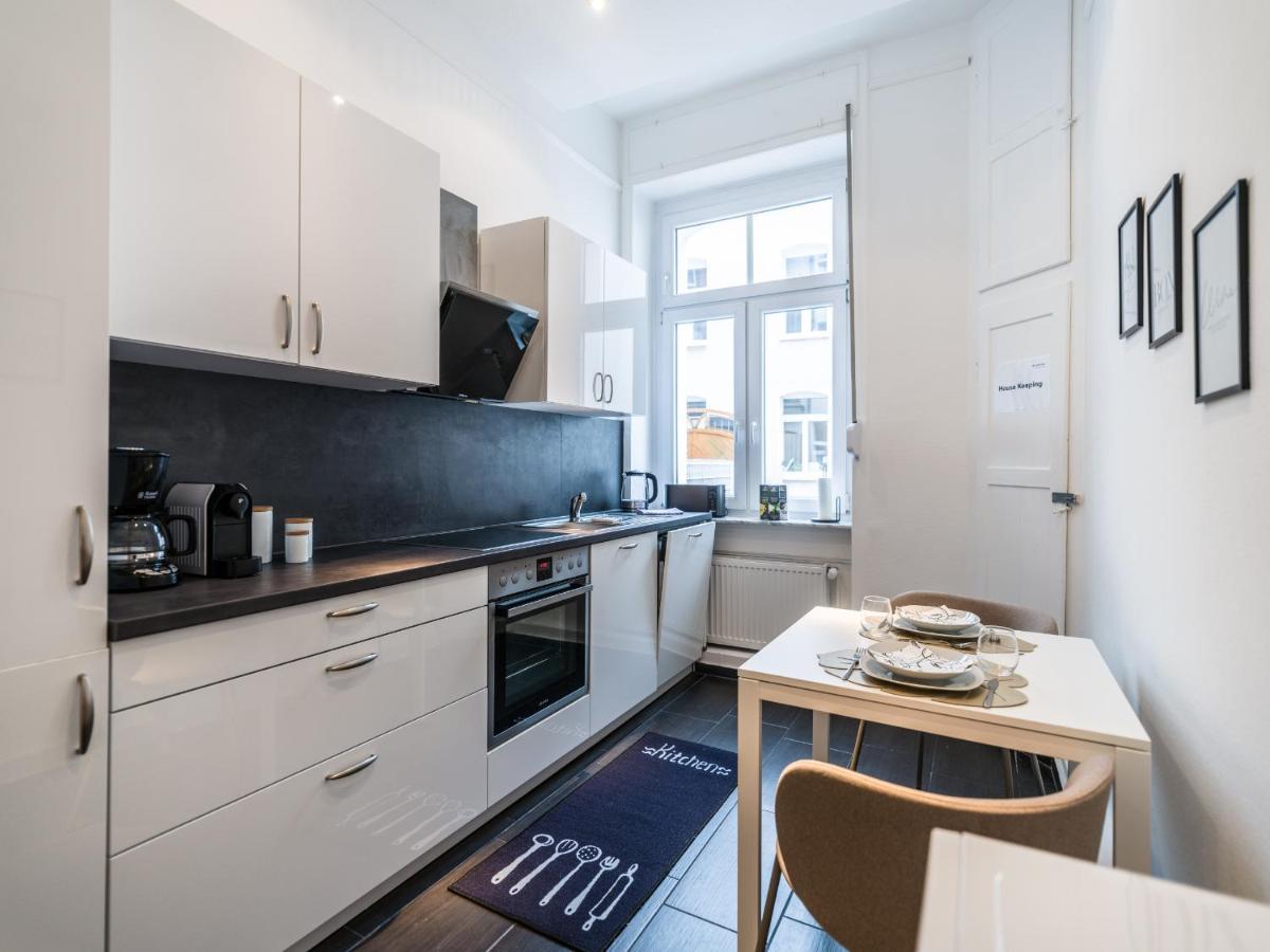 Apartment Hochwertige Altbauwohnung Im Modernen Stil In - Kueche - Terrasse - Wlan - Zentral Wiesbaden