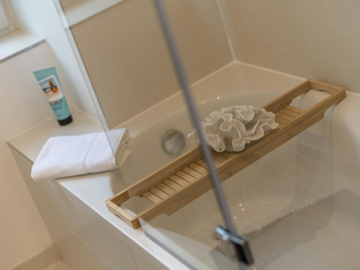 Hochwertige Altbauwohnung Im Modernen Stil In - Kueche - Terrasse - Wlan - Zentral Lejlighed Wiesbaden